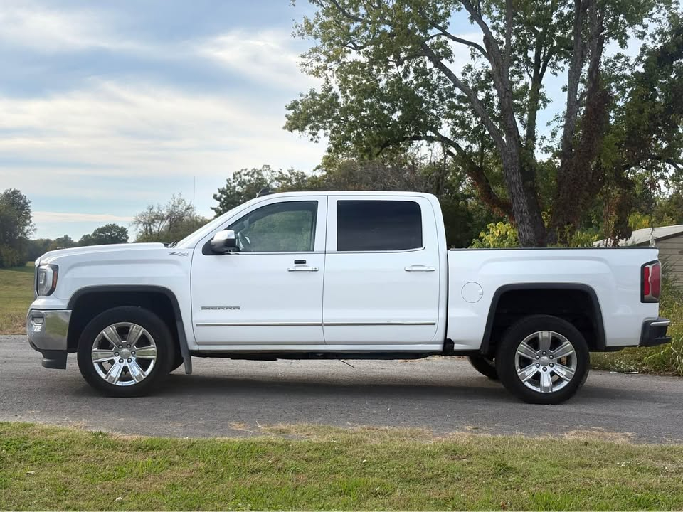 GMC Sierra 1500 SLT Crew Cab Short Box 4WD 2018