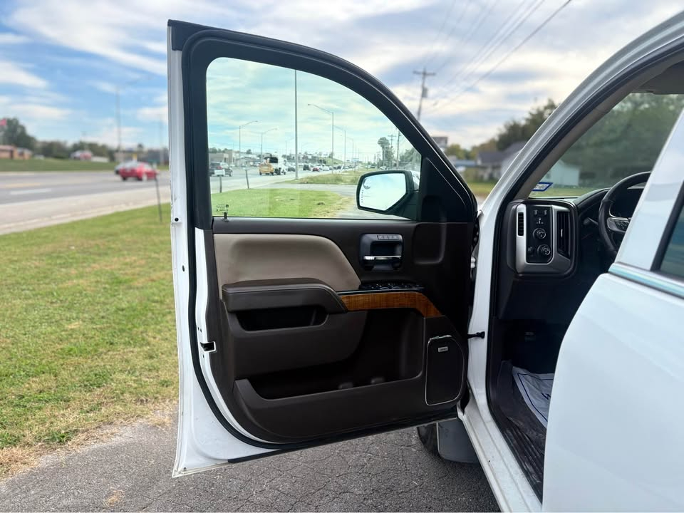 GMC Sierra 1500 SLT Crew Cab Short Box 4WD 2018