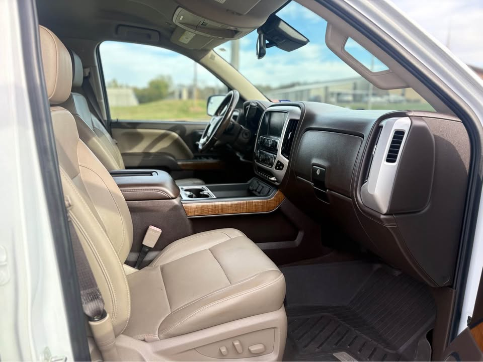 GMC Sierra 1500 SLT Crew Cab Short Box 4WD 2018