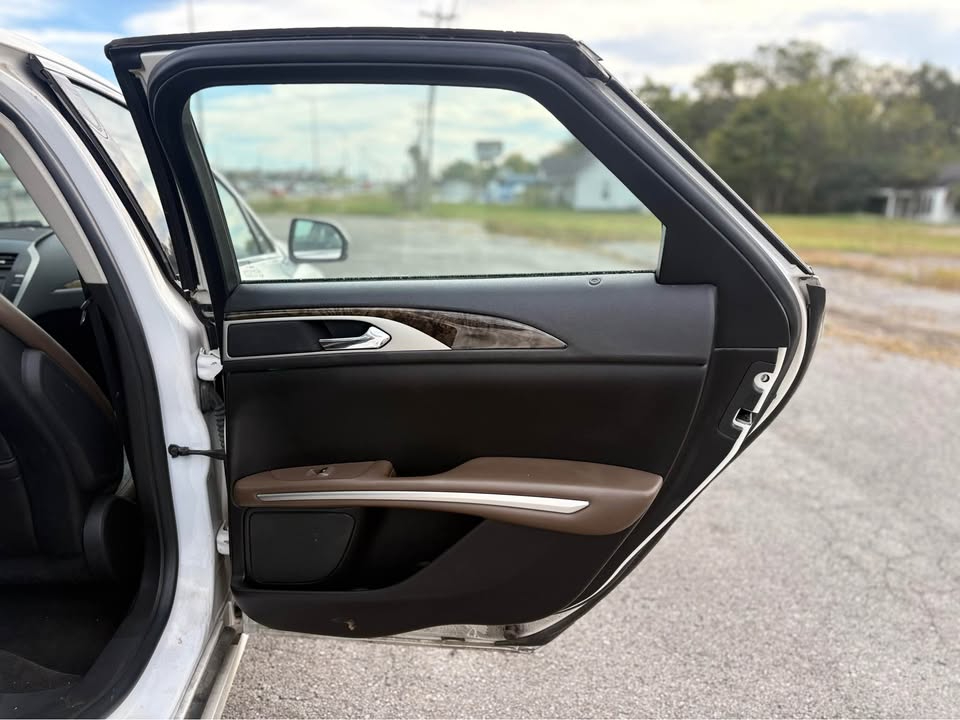 Lincoln MKZ AWD 2014