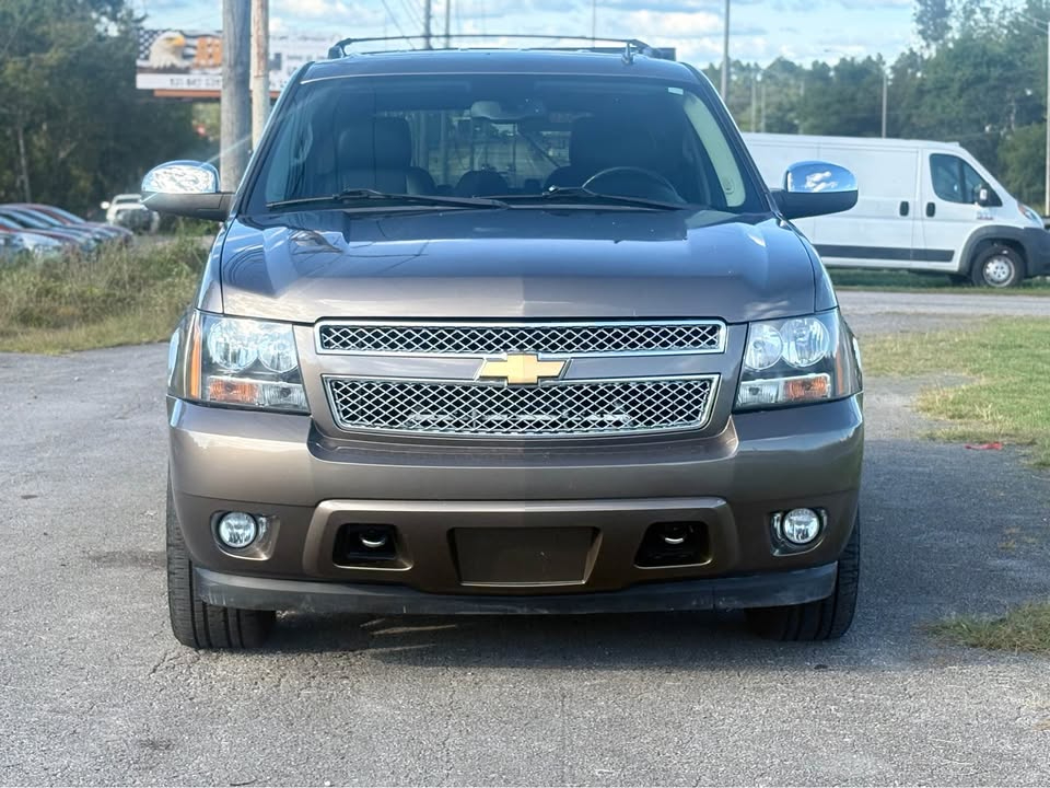 Chevrolet Tahoe LTZ 4WD 2012