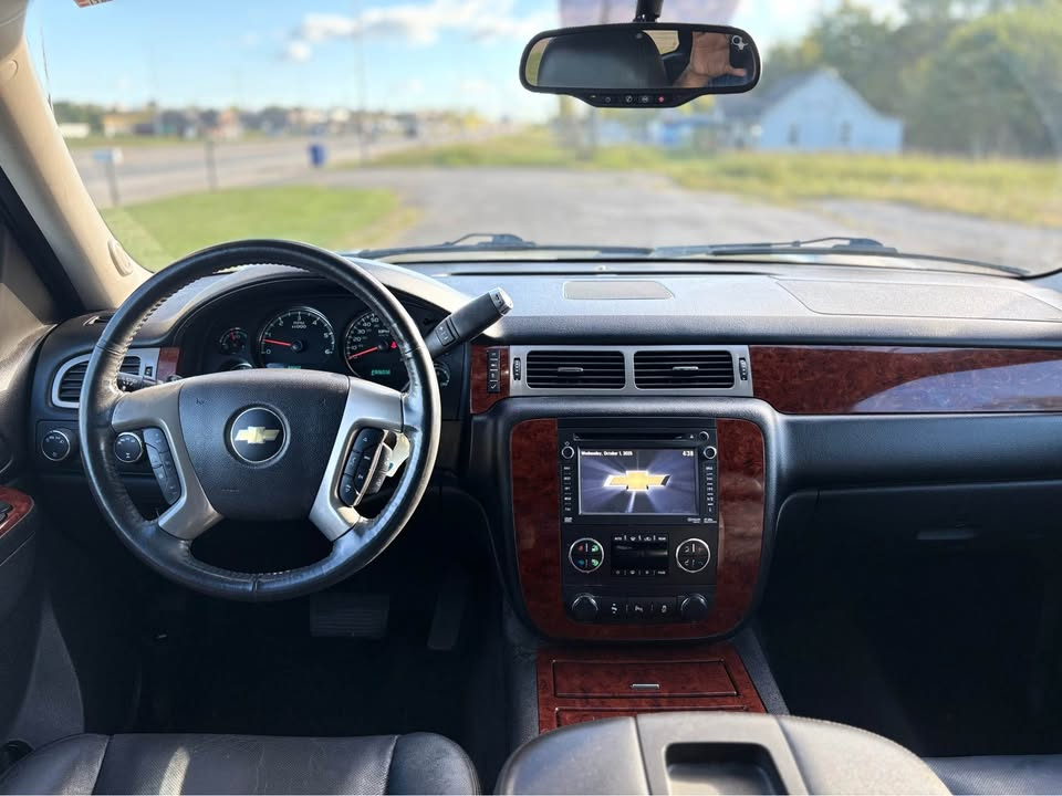 Chevrolet Tahoe LTZ 4WD 2012