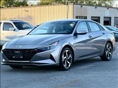 2023 Hyundai Elantra 