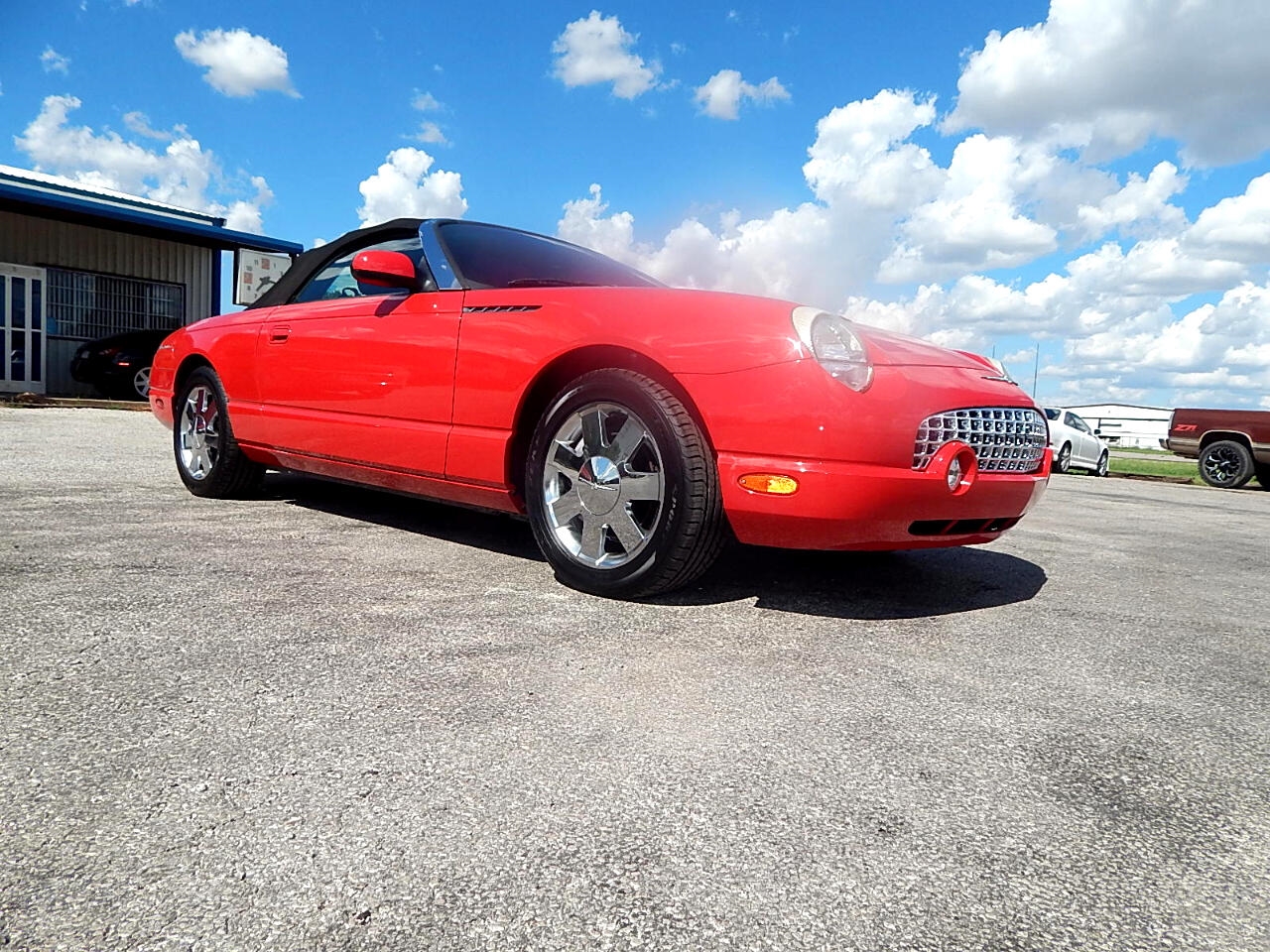 Ford Thunderbird Deluxe 2002