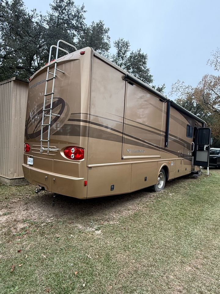 Fleetwood Pace Arrow  2006