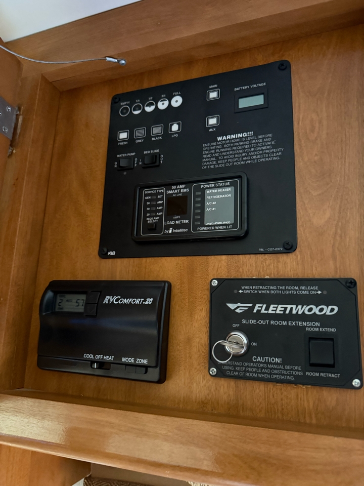 Fleetwood Pace Arrow  2006