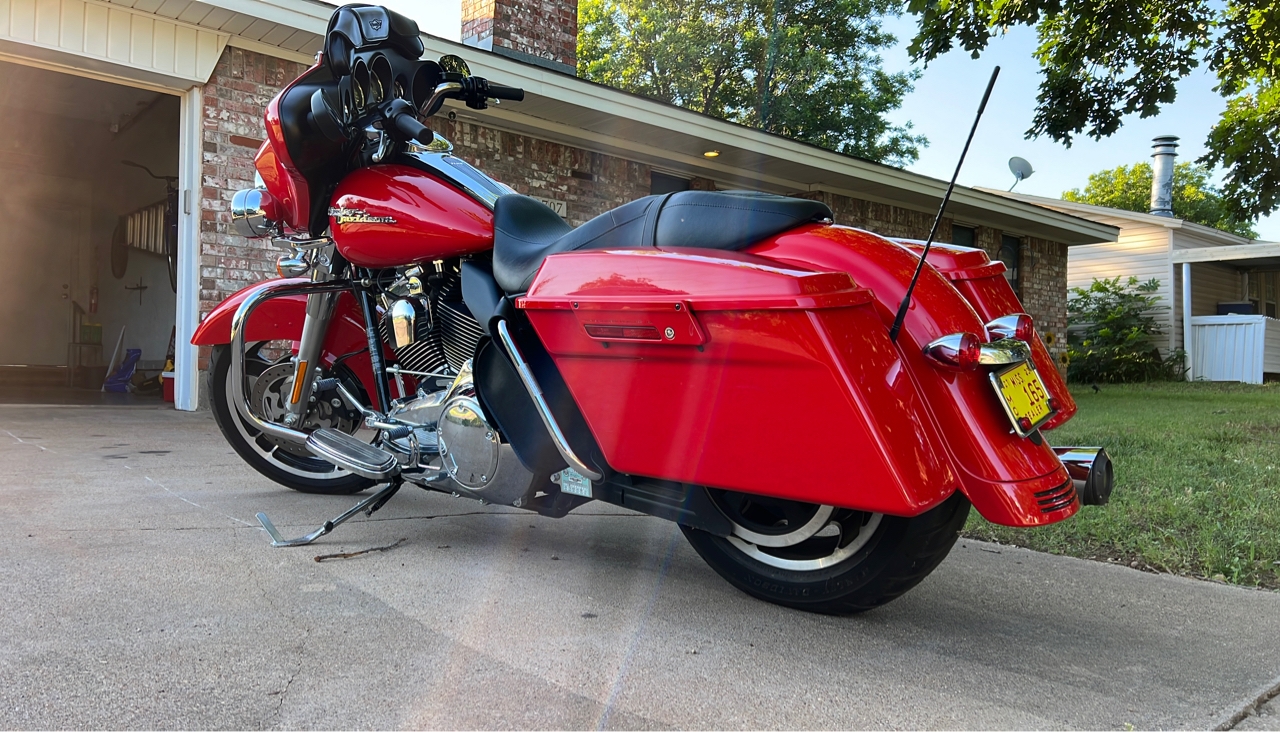 Harley-Davidson FLHX  2010