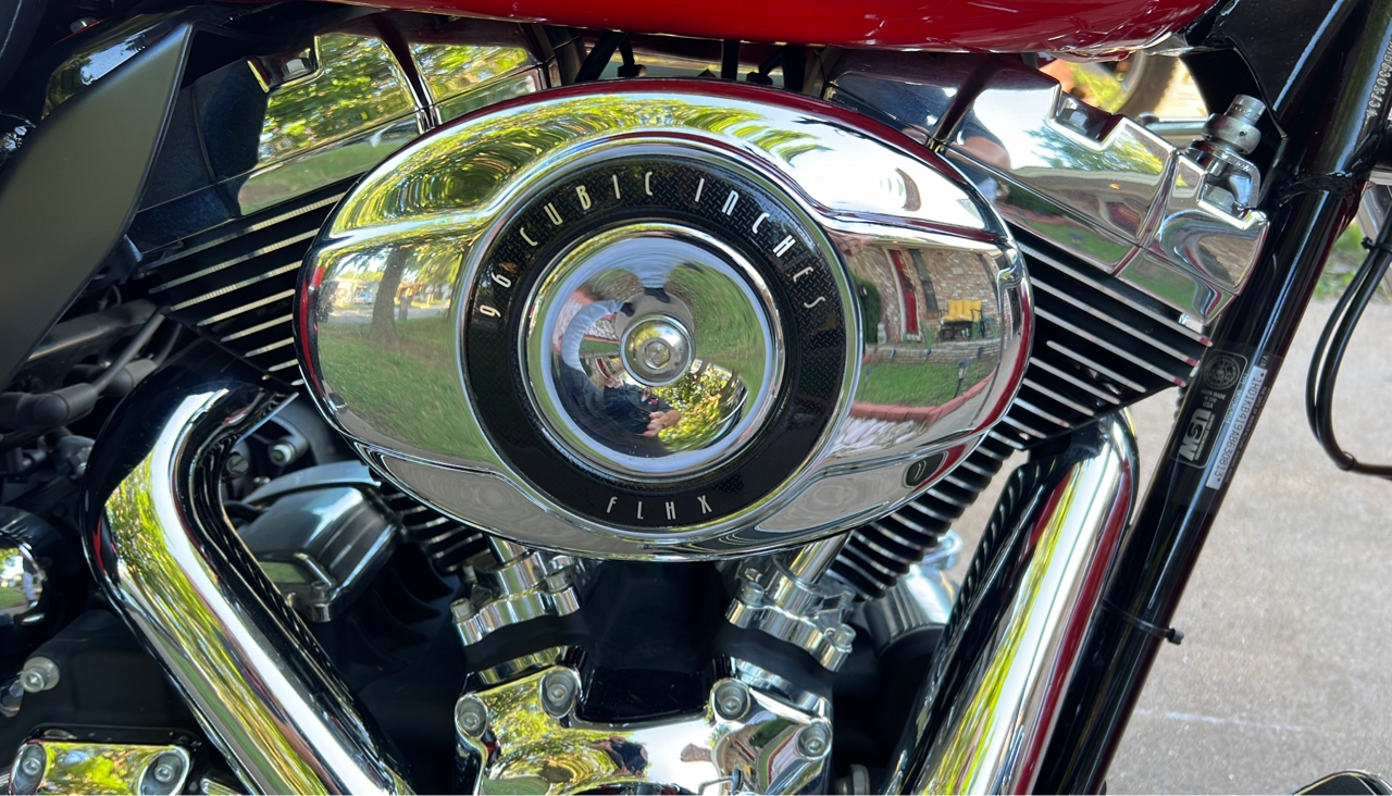 Harley-Davidson FLHX  2010