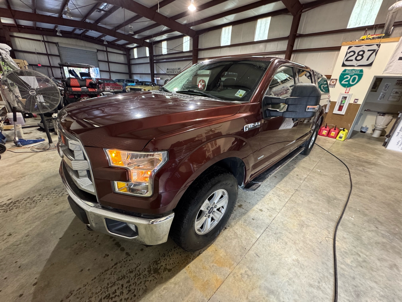Ford F-150 XL SuperCrew 5.5-ft. Bed 4WD 2015