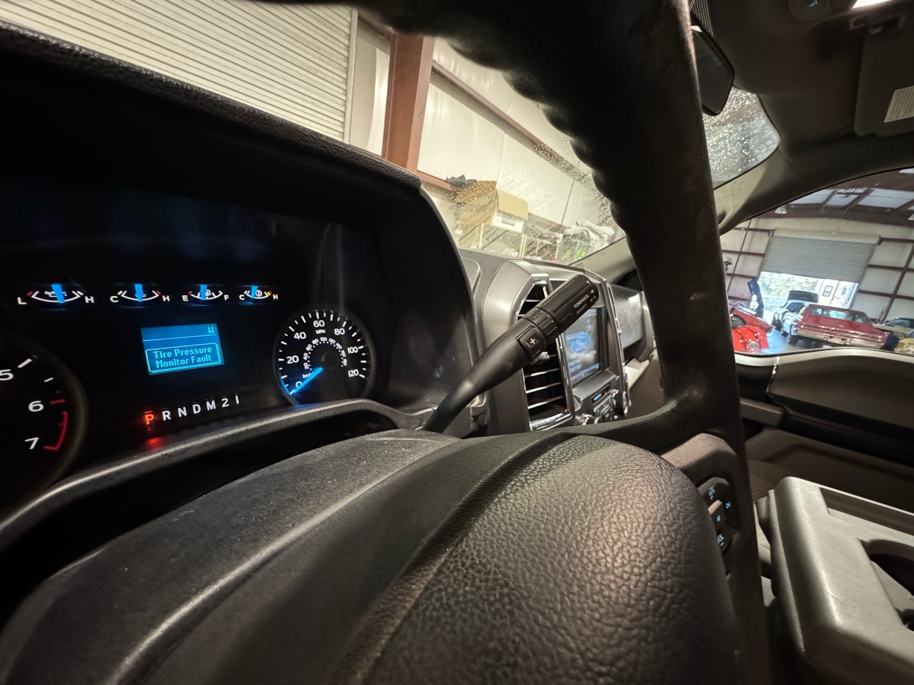 Ford F-150 XL SuperCrew 5.5-ft. Bed 4WD 2015