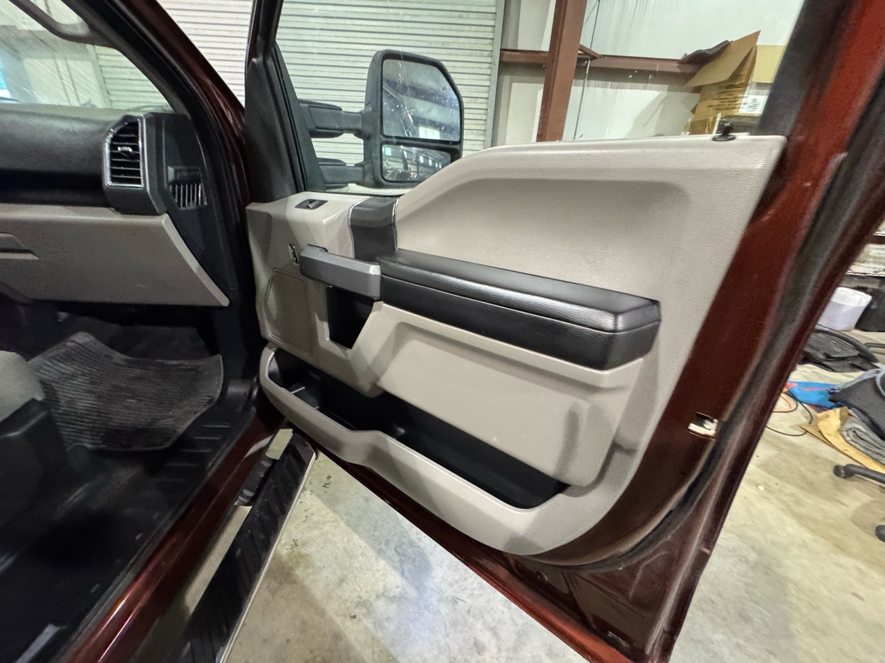 Ford F-150 XL SuperCrew 5.5-ft. Bed 4WD 2015