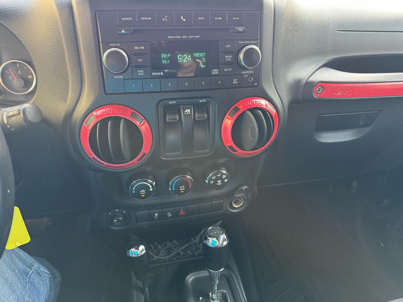 Jeep Wrangler Sport 4WD 2013