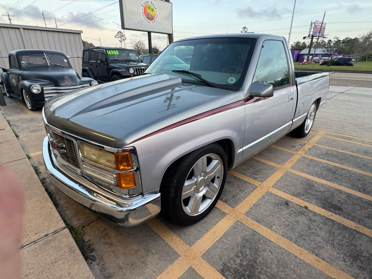 1998 GMC 1/2 Ton Pickups Fleetside 117.5"