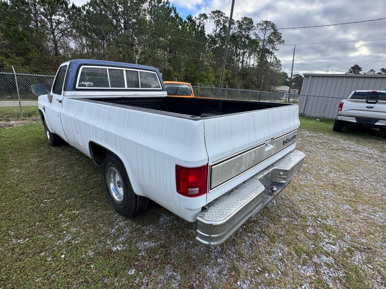 Chevrolet C/K1500 Silverado Reg Cab 1987