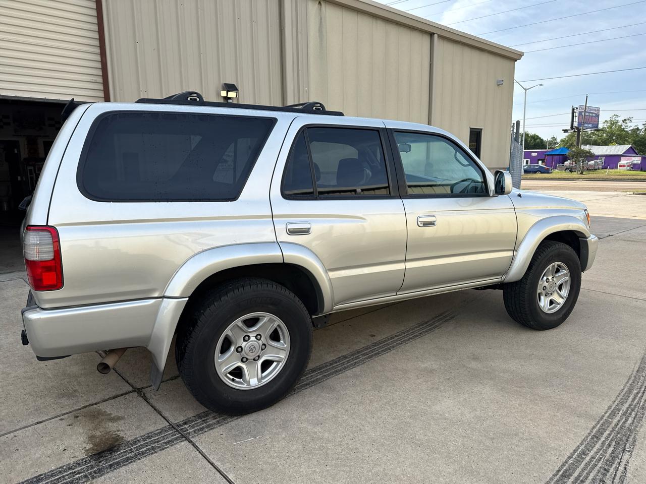 Toyota 4Runner SR5 2WD 2000