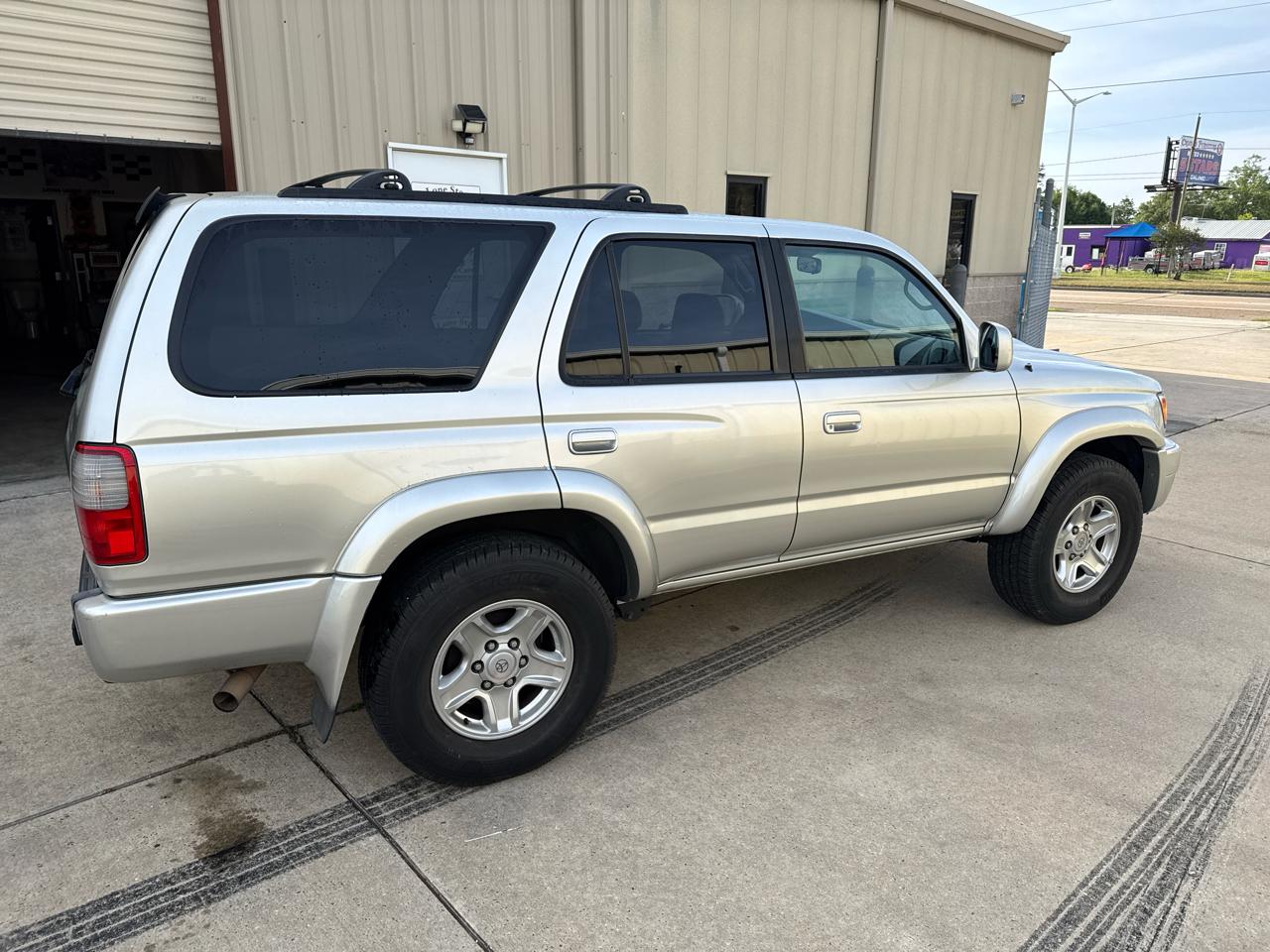 Toyota 4Runner SR5 2WD 2000