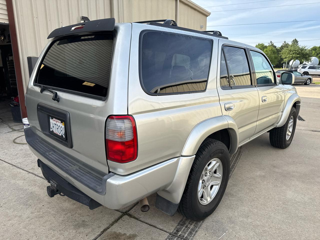 Toyota 4Runner SR5 2WD 2000