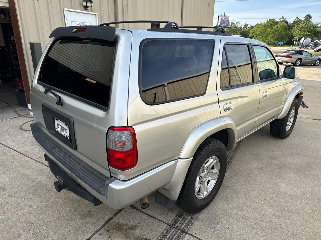 Toyota 4Runner SR5 2WD 2000