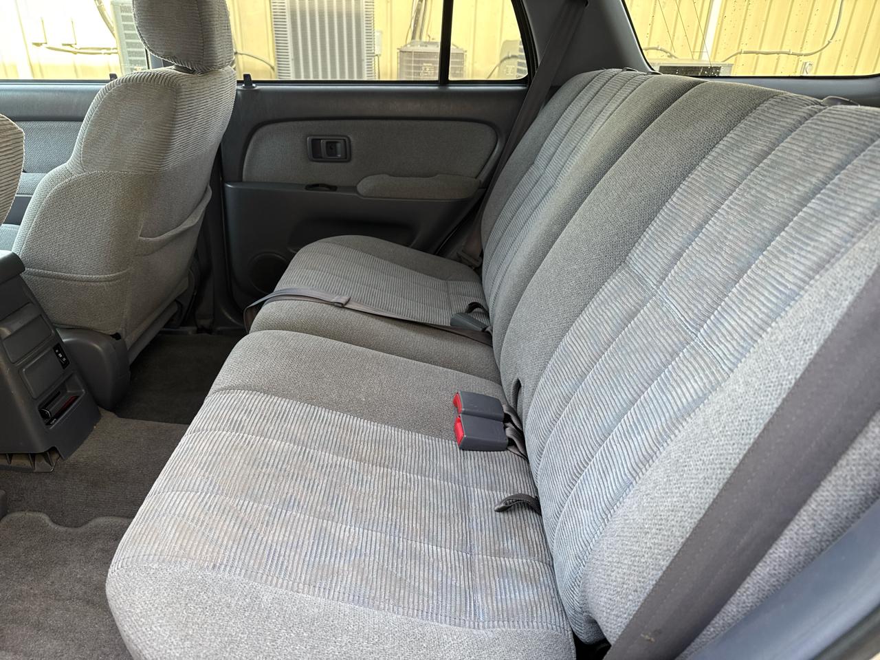 Toyota 4Runner SR5 2WD 2000