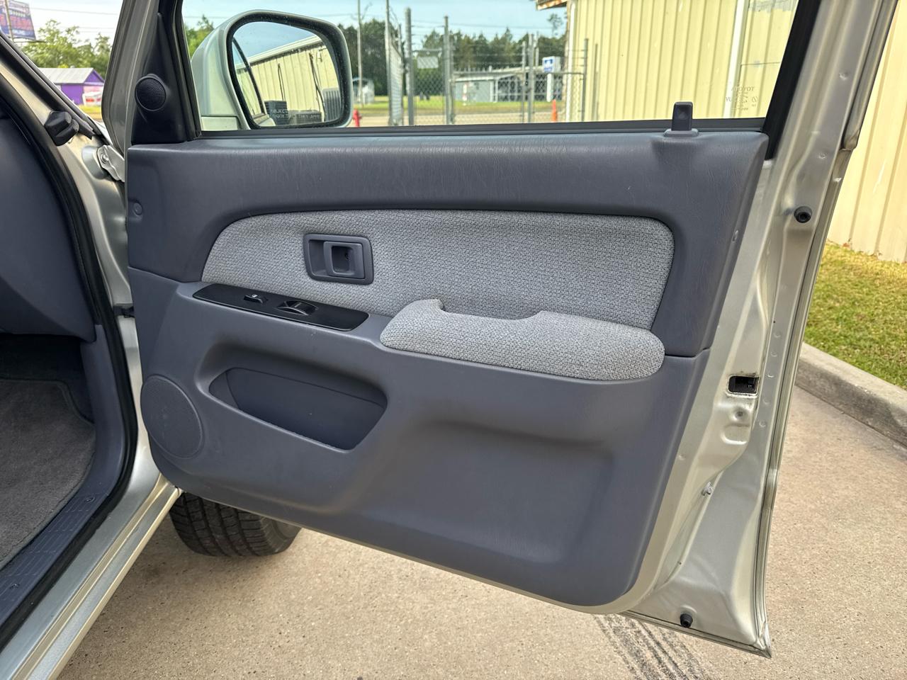 Toyota 4Runner SR5 2WD 2000