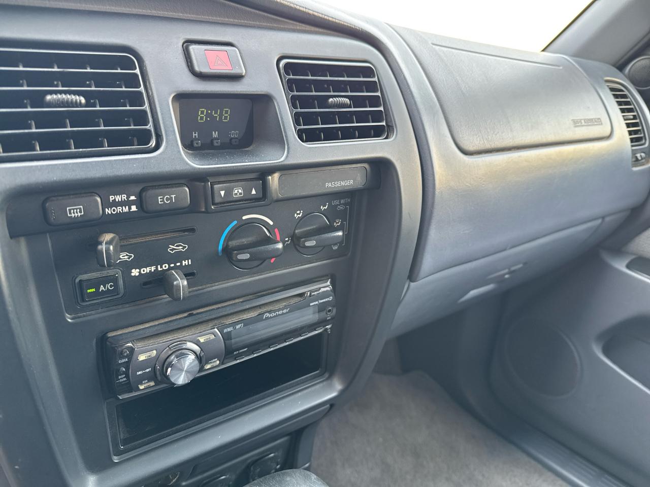 Toyota 4Runner SR5 2WD 2000