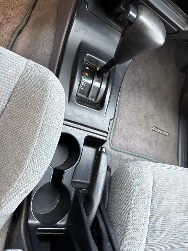 Toyota 4Runner SR5 2WD 2000