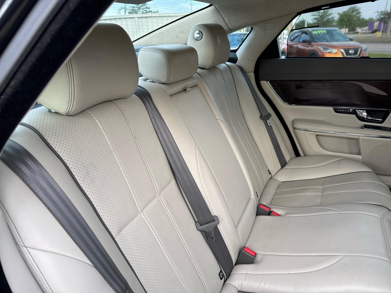 Jaguar XJ-Series XJ Supercharged 2012