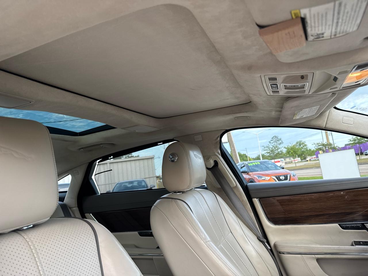 Jaguar XJ-Series XJ Supercharged 2012