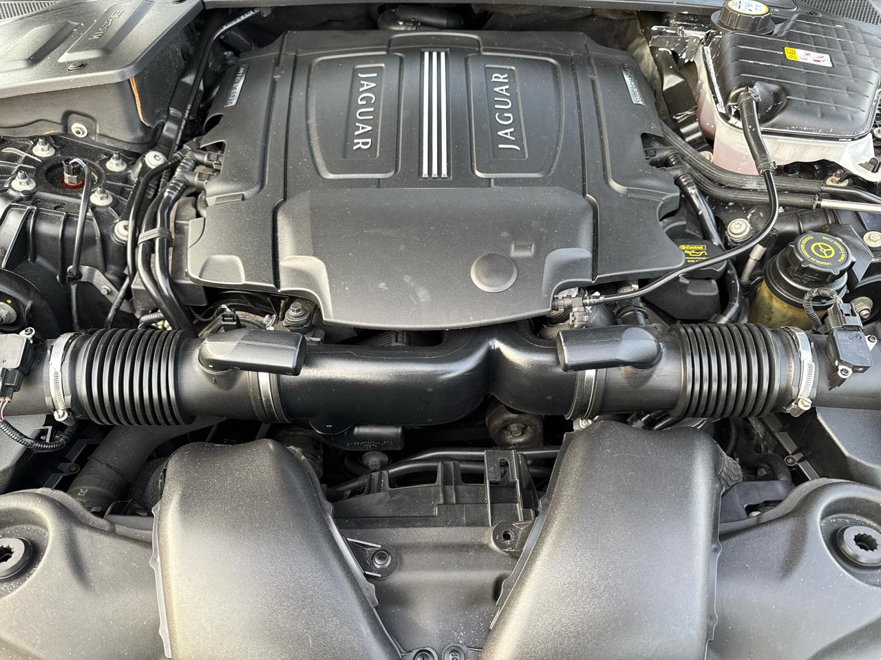 Jaguar XJ-Series XJ Supercharged 2012