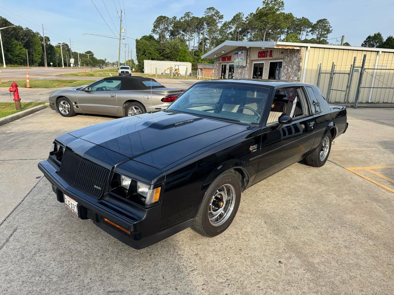 Buick Grand National  1987