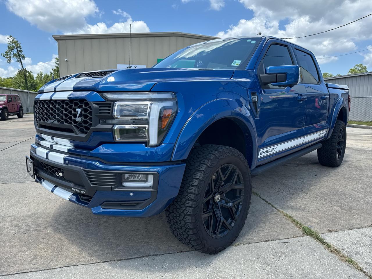 Ford F-150 Supercab 155" WB 4WD 2024