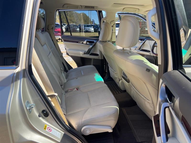 Lexus GX 460 Sport Utility 2012