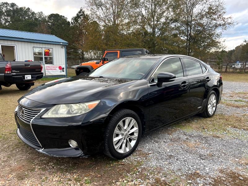 Lexus ES 300h Sedan 2013
