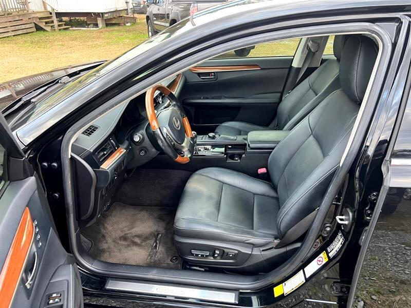 Lexus ES 300h Sedan 2013