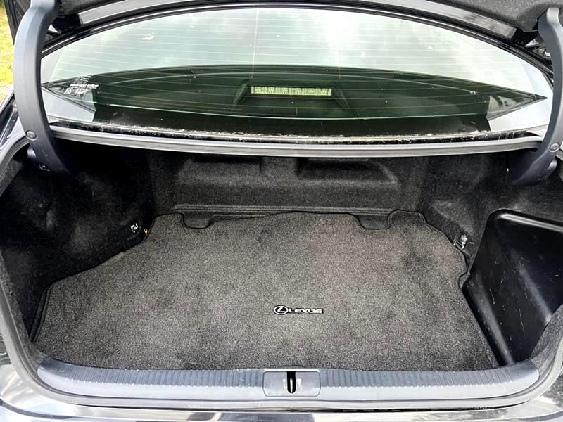 Lexus ES 300h Sedan 2013