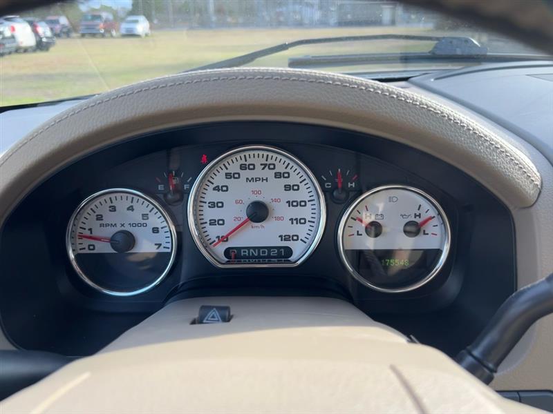 Ford F-150 Lariat SuperCab 2WD 2005