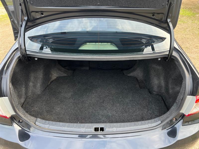 Toyota Corolla S 5-Speed MT 2013