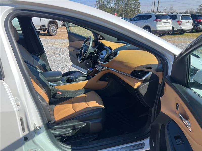 Chevrolet Volt Premier w/ Standard Emission Package 2017