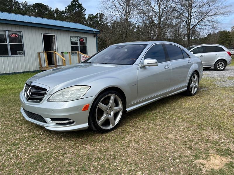 Mercedes-Benz S-Class S550 2012