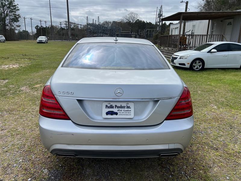 Mercedes-Benz S-Class S550 2012