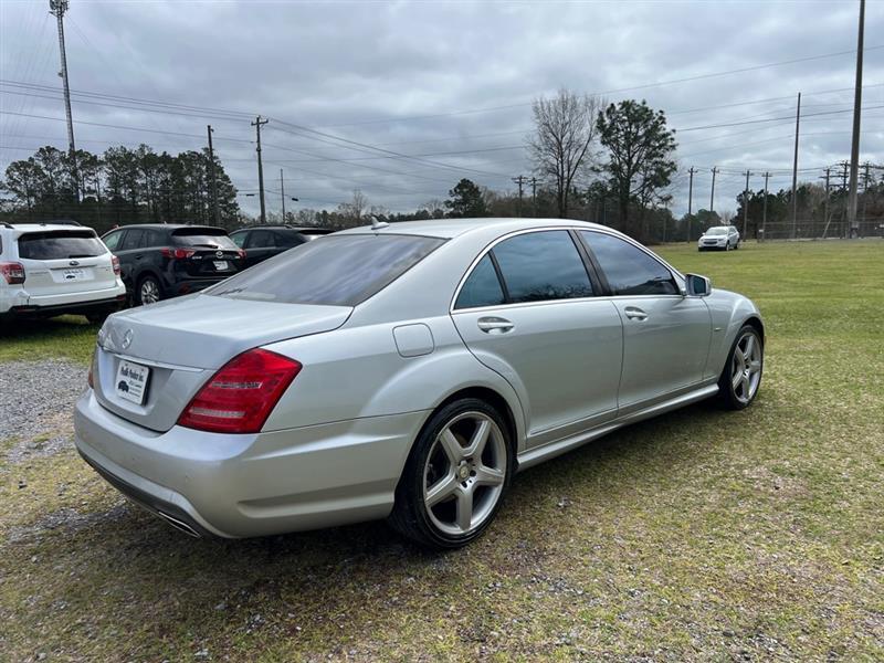 Mercedes-Benz S-Class S550 2012