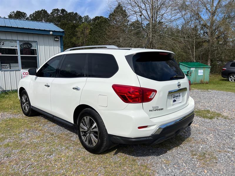 Nissan Pathfinder S 2WD 2017