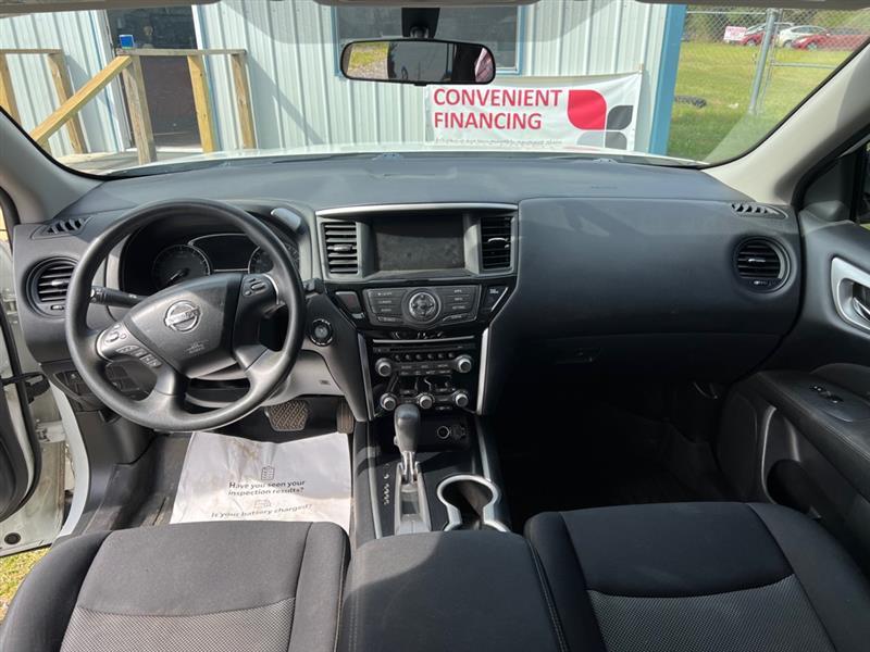 Nissan Pathfinder S 2WD 2017