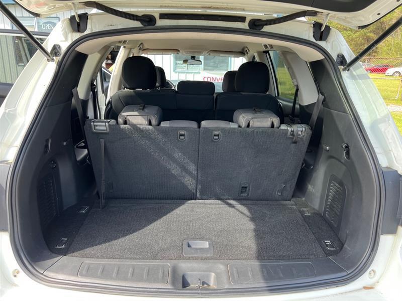 Nissan Pathfinder S 2WD 2017