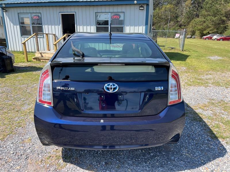 Toyota Prius Four 2015