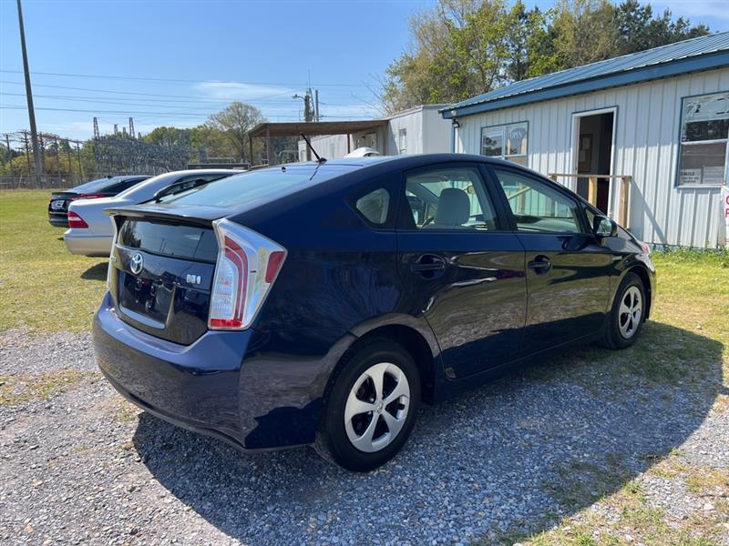 Toyota Prius Four 2015