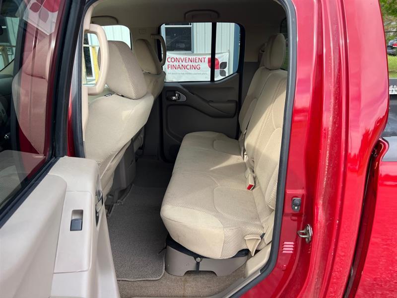 Nissan Frontier SE Crew Cab LWB 2WD 2010