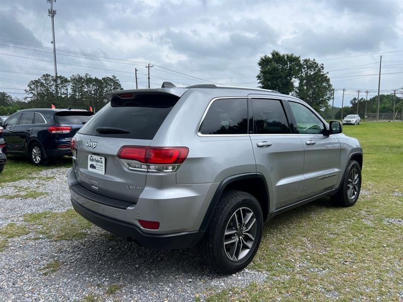 Jeep Grand Cherokee Laredo 4WD 2020