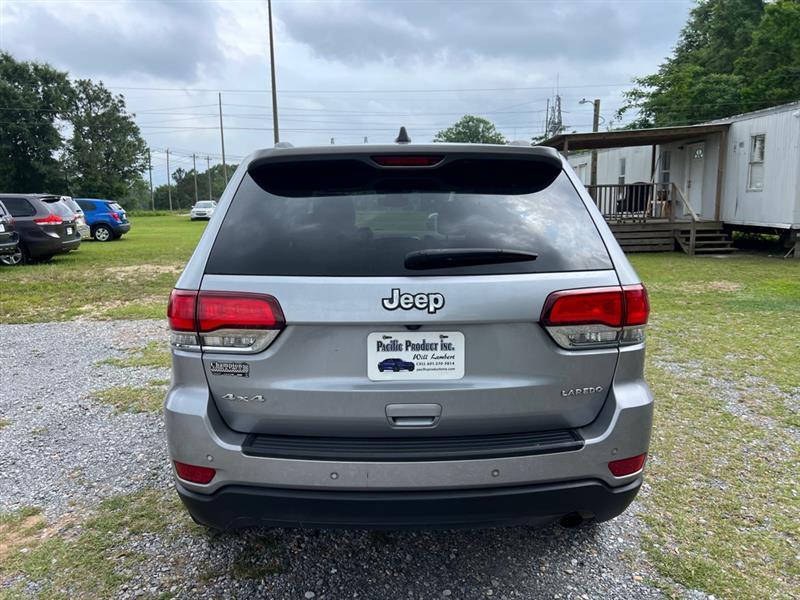 Jeep Grand Cherokee Laredo 4WD 2020