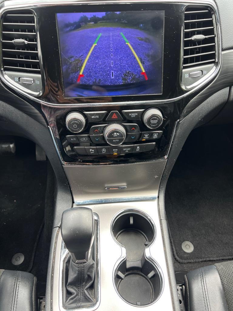 Jeep Grand Cherokee Laredo 4WD 2020